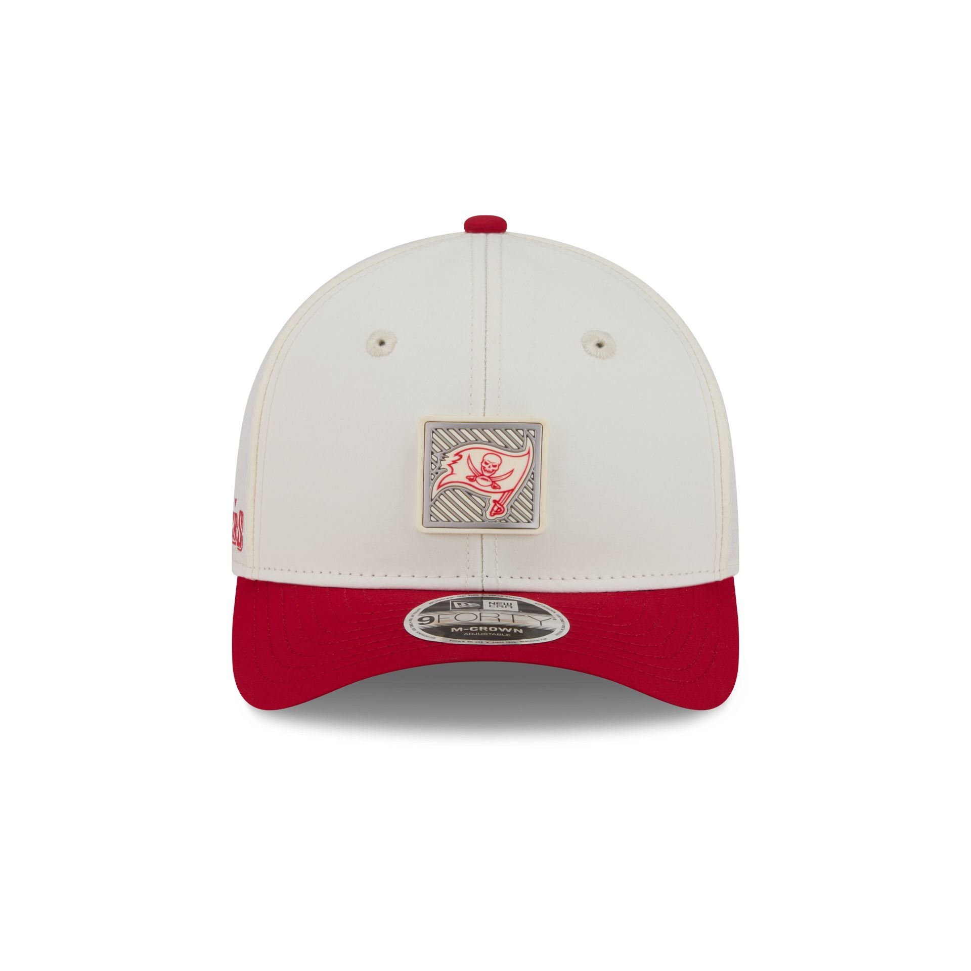 Tampa Bay Buccaneers 2026 Training 9FORTY M-Crown Snapback Hat